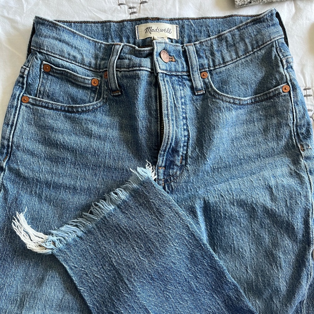 The Petite Perfect Vintage Jean in Ainsworth Wash - 26P